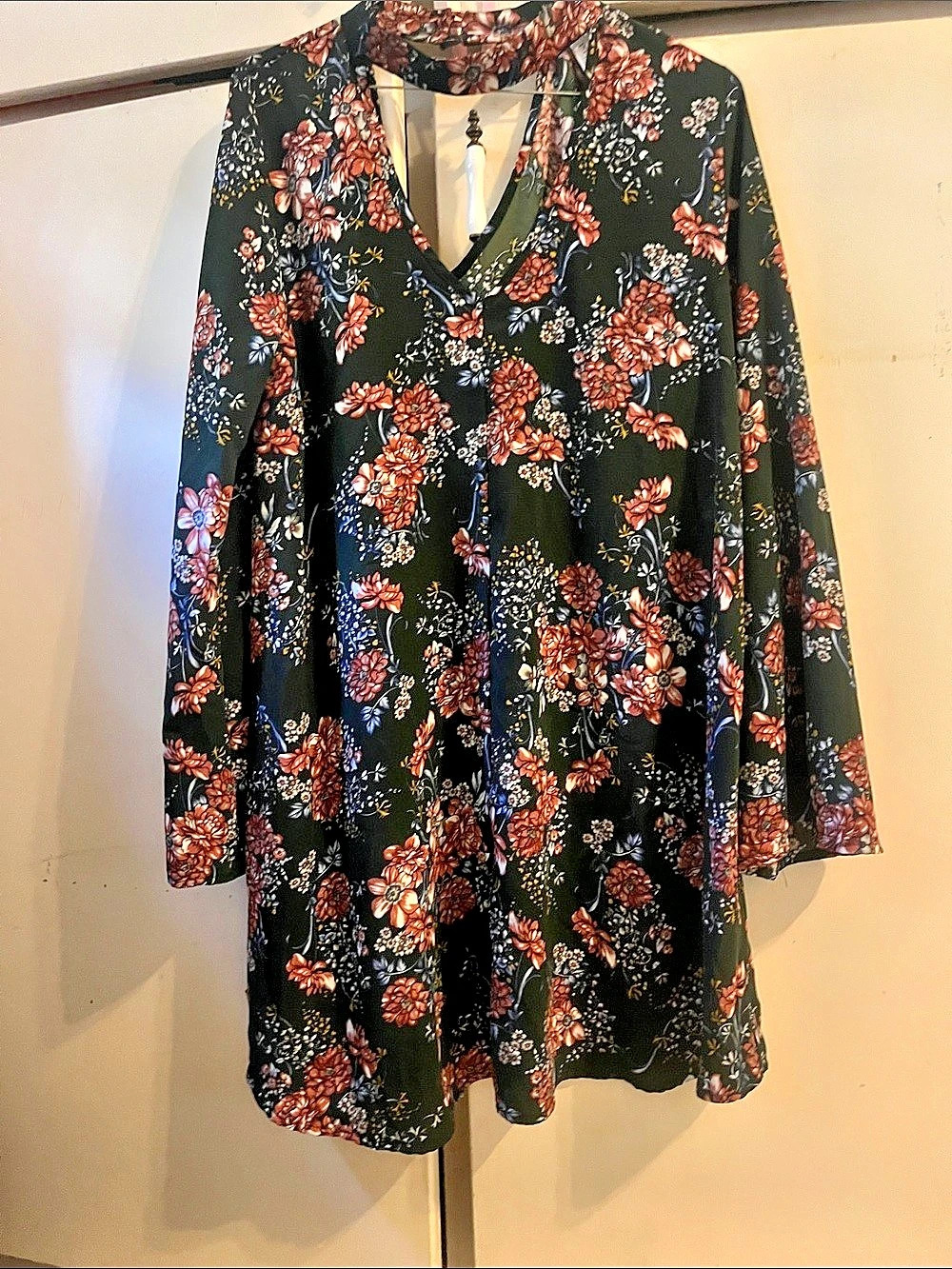 Peppermint black/pink Floral Mini Dress Large